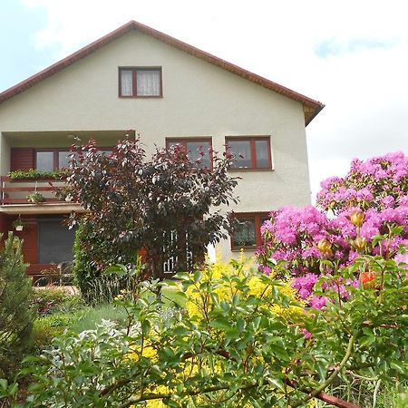 Homestay Machom オシュチュニツァ エクステリア 写真